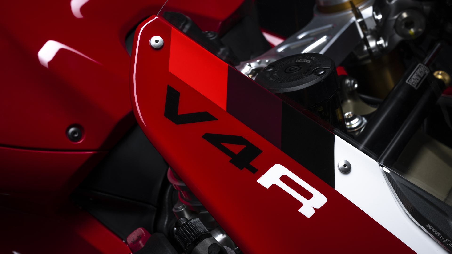 Ducati-Panigale-V4R-MY23-tech-specs-gallery-04-1920x1080
